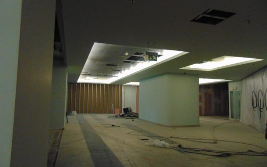 Spatiu Comercial/Birouri De Inchiriat in sectorul 4|PARCARE| Metrou|PO