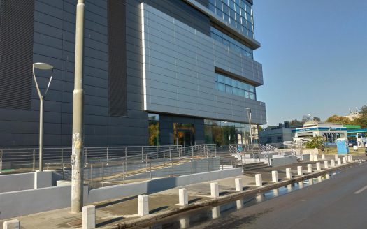 Spatiu Comercial/Birouri De Inchiriat in sectorul 4|PARCARE| Metrou|PO